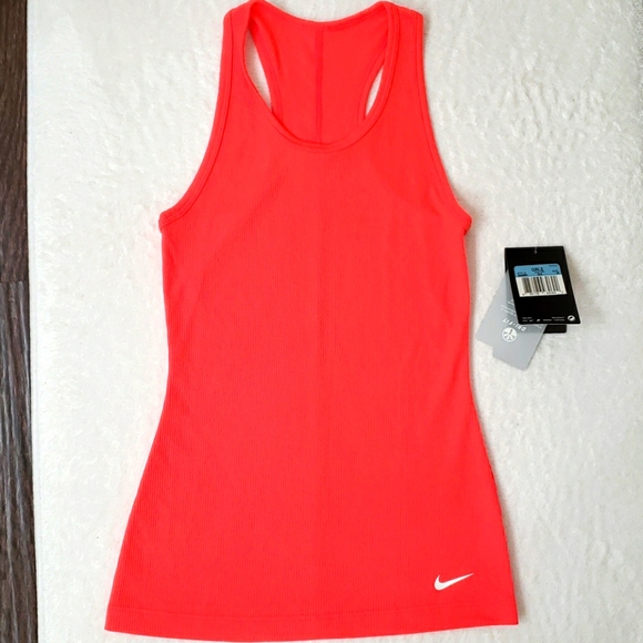Nike Other - Girls Nike M NWT ribbed dri fit racerback tank top
